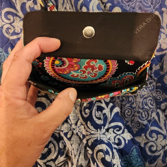 Vera Bradley crossbody - Picture 3 of 4